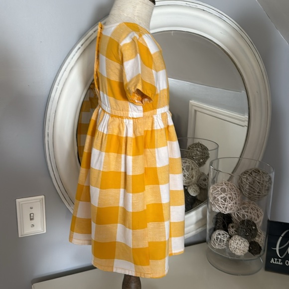Little Girls Old Navy Yellow Gingham /Plaid dress. - Picture 4 of 4